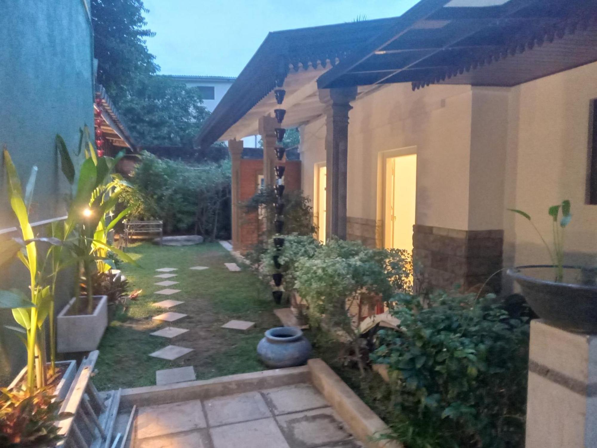 Thisu Villa Диквелла Экстерьер фото